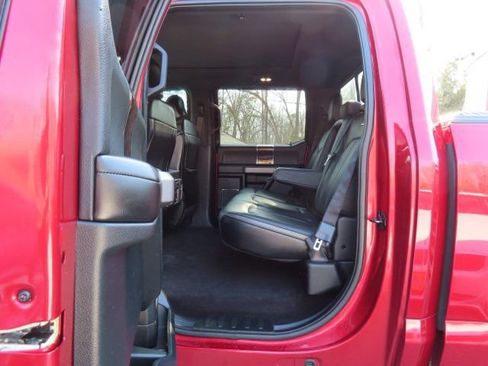 Used 2016 Ford F150 Platinum image 12