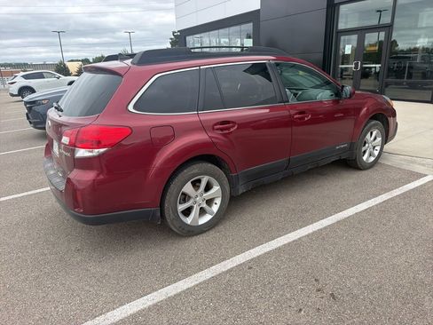 Used 2013 Subaru Outback 2.5i Limited w/ Popular Pkg 1B AWD/4WD image 3
