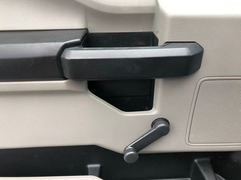 Used 2017 Ford F250 XL RWD image 18