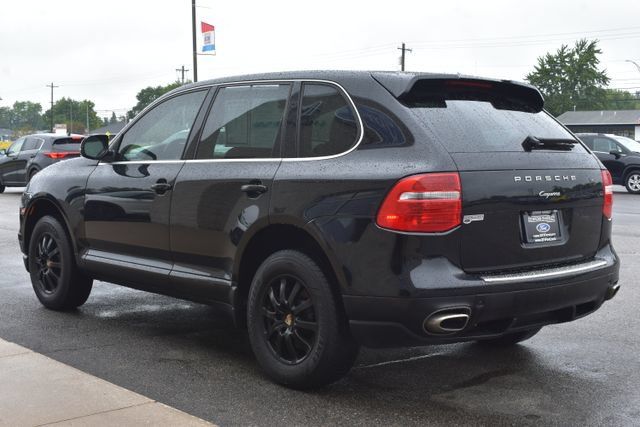 Used 2010 Porsche Cayenne AWD/4WD image 17