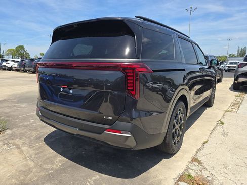 New 2026 Kia Carnival SX Prestige FWD image 8