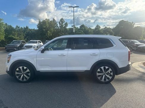 Used 2021 Kia Telluride EX w/ EX Premium Package FWD image 4