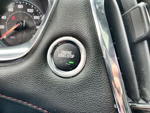 Certified 2023 Chevrolet Traverse RS AWD/4WD image 17