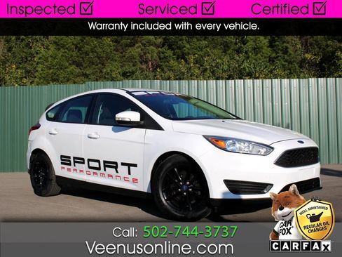 Used 2015 Ford Focus SE image 1