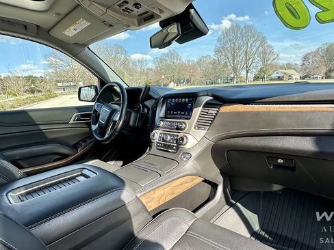 Used 2020 GMC Yukon Denali w/ Open Road Package image 21