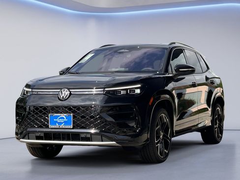 New 2026 Volkswagen Tiguan SEL R-Line AWD/4WD image 7