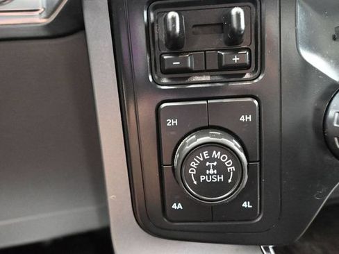 Used 2022 Ford F150 Lariat AWD/4WD image 19