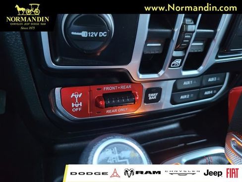 Used 2019 Jeep Wrangler Unlimited Rubicon AWD/4WD image 13
