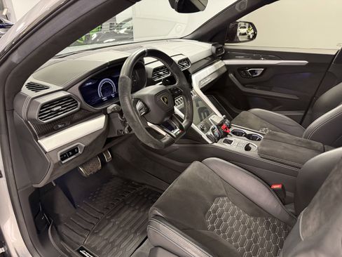 Used 2021 Lamborghini Urus image 8