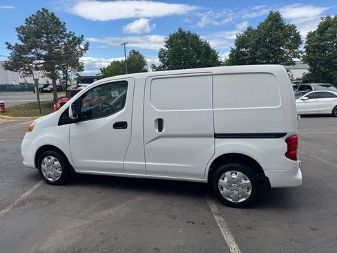 Used 2020 Nissan NV200 SV FWD image 9