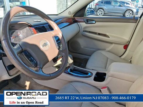 Used 2008 Chevrolet Impala LT w/ Luxury Edition Package image 13