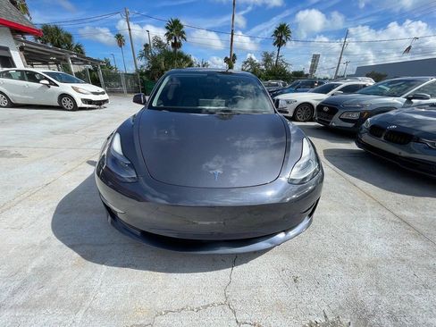 Used 2023 Tesla Model 3 Standard Range RWD image 1