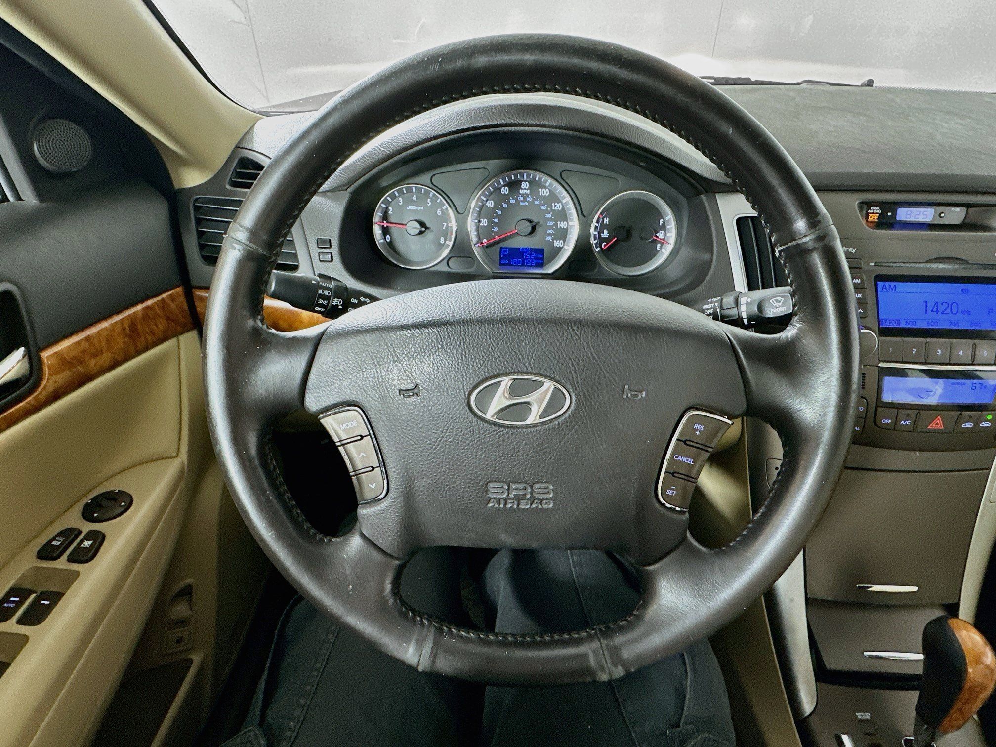 Used 2009 Hyundai Sonata Limited FWD image 11