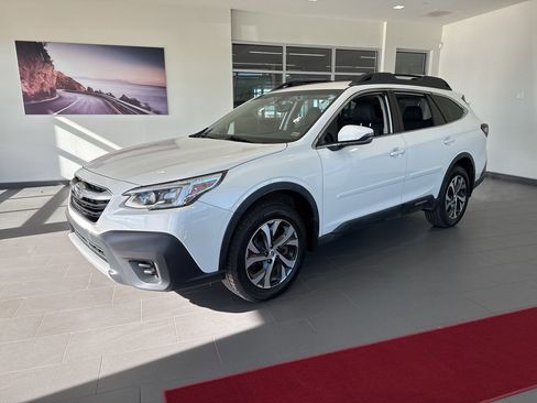 Used 2020 Subaru Outback Limited w/ Popular Package #2 image 4