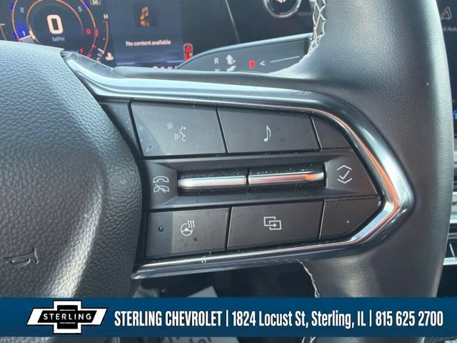 Used 2025 Chevrolet Traverse LT FWD image 19