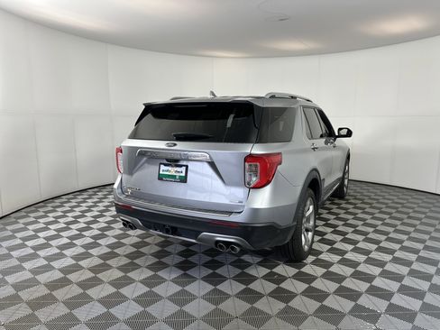 Used 2020 Ford Explorer Platinum w/ Premium Technology Package image 10