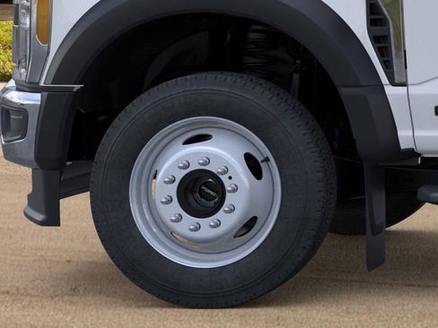 New 2026 Ford F450 XL w/ XL Chrome Package image 19