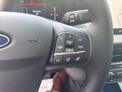 New 2025 Ford Maverick XLT w/ XLT Luxury Package image 30