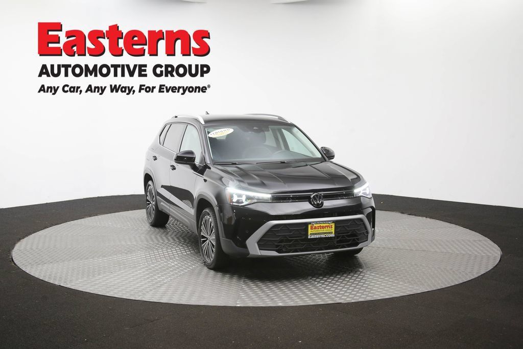 Used 2025 Volkswagen Taos SE FWD image 49