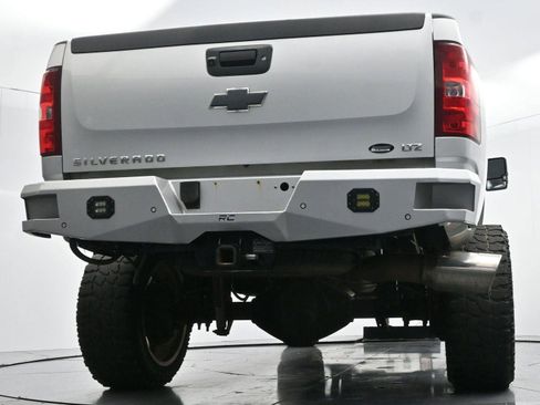 Used 2013 Chevrolet Silverado 2500 LTZ w/ LTZ Plus Package image 47