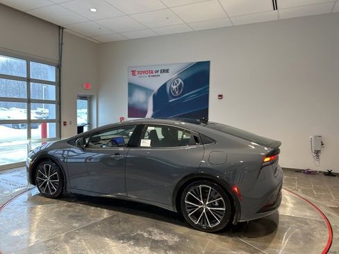 New 2026 Toyota Prius Limited image 4