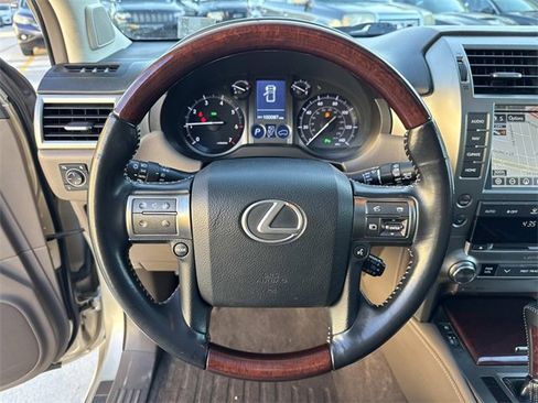 Used 2015 Lexus GX 460 image 21