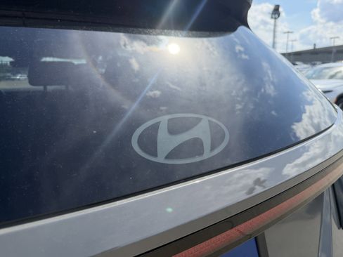 Certified 2025 Hyundai Tucson SEL FWD image 8