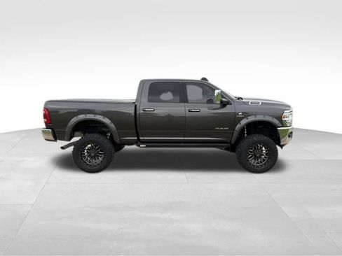 Used 2021 RAM 2500 Laramie AWD/4WD image 2