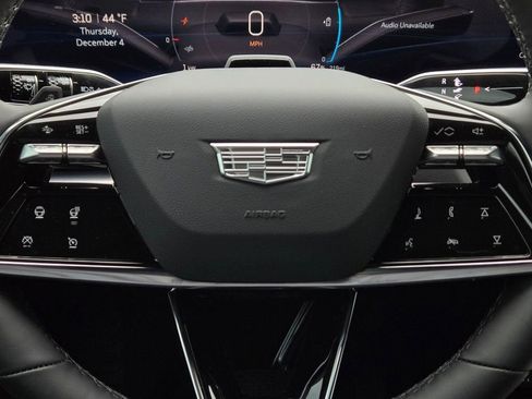 New 2026 Cadillac Lyriq Premium Luxury image 17