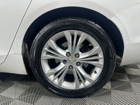 Used 2014 Chevrolet Impala LT image 14