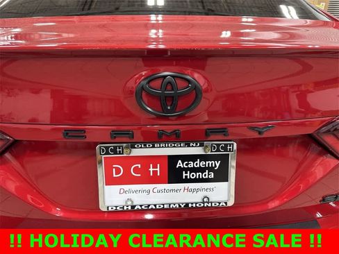 Used 2024 Toyota Camry SE image 26