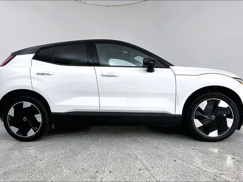 New 2026 Volvo EX30 Ultra w/ Protection Package AWD/4WD image 10