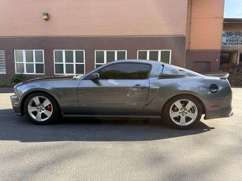 Used 2014 Ford Mustang Coupe image 8