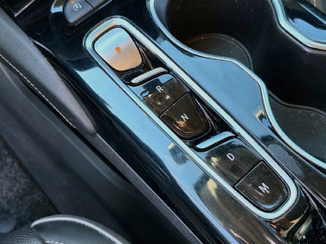 Used 2022 Buick Envision Avenir w/ Technology Package II AWD/4WD image 13