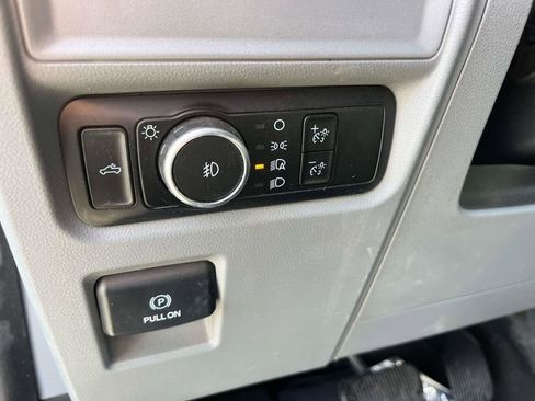 Used 2023 Ford F150 XLT w/ Trailer Tow Package image 26