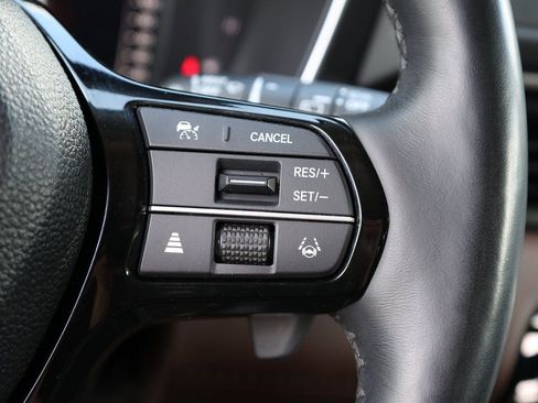 Used 2023 Honda Pilot Elite image 40