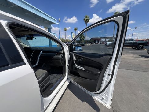 Used 2013 Ford Edge Sport w/ Driver Entry Pkg image 16