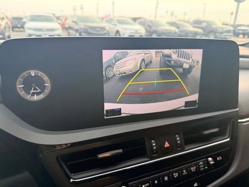 Used 2022 Lexus ES 350 F Sport w/ Accessory Package 2 image 40