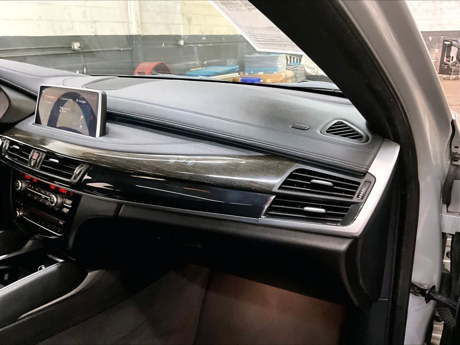Used 2018 BMW X6 xDrive35i AWD/4WD image 19