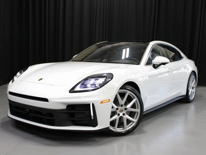 New 2025 Porsche Panamera 4