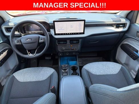 Used 2025 Ford Maverick XLT w/ XLT Luxury Package FWD image 9