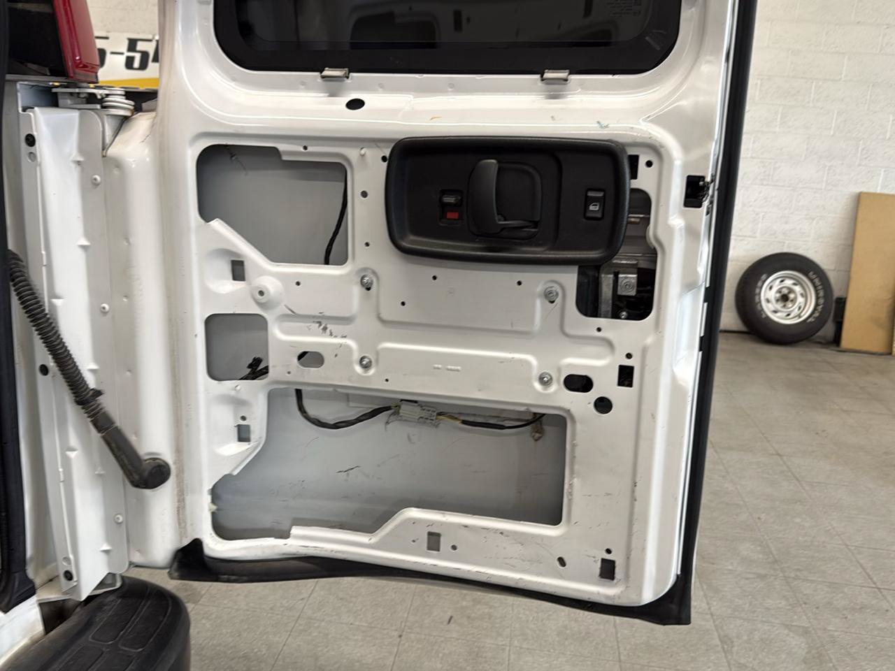 Used 2021 Chevrolet Express 2500 Extended w/ Driver Convenience Package RWD image 92