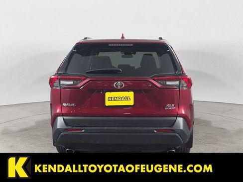 Used 2025 Toyota RAV4 XLE w/ Convenience Package AWD/4WD image 4