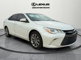 Used 2017 Toyota Camry XSE video 1