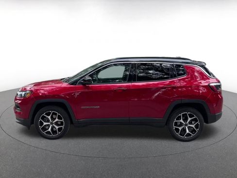 Used 2025 Jeep Compass Limited AWD/4WD image 8