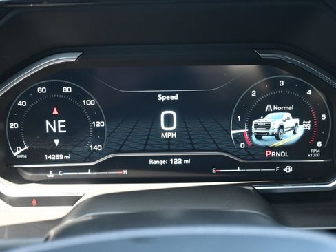 Used 2025 GMC Sierra 2500 AT4 w/ AT4 Premium Plus Package image 24