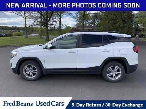 Used 2021 GMC Terrain SLE w/ Driver Convenience Package FWD image 6