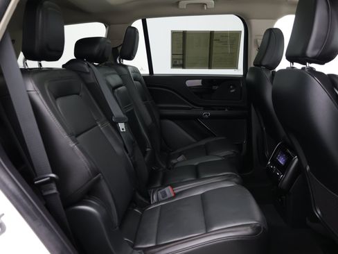 Used 2022 Lincoln Aviator Grand Touring w/ Equipment Group 301A AWD/4WD image 45