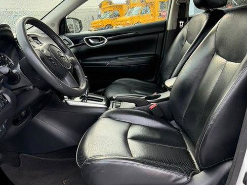 Used 2016 Nissan Sentra SL image 18