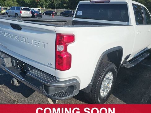 Used 2023 Chevrolet Silverado 2500 LT w/ Convenience Package AWD/4WD image 4